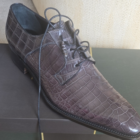 Authentic Alligator Gray